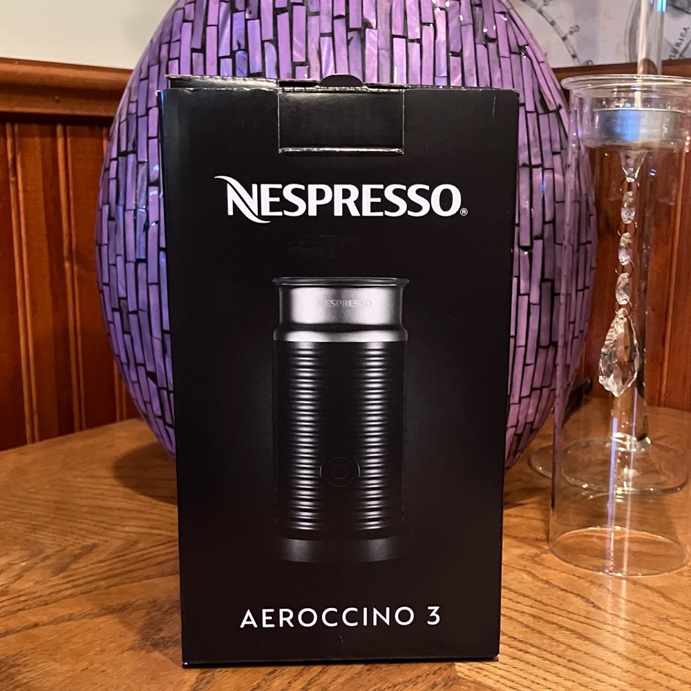 NWT Nespresso Aeroccino 3 - Black Edition
